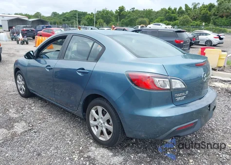 2010 Mazda Mazda3 I Touring из США, поврежденный, VIN JM1BL1SF4A1228151